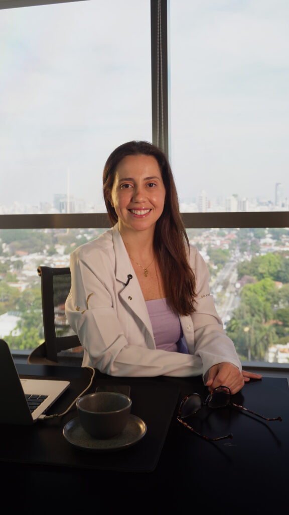 Dra. Kelly Castelhano