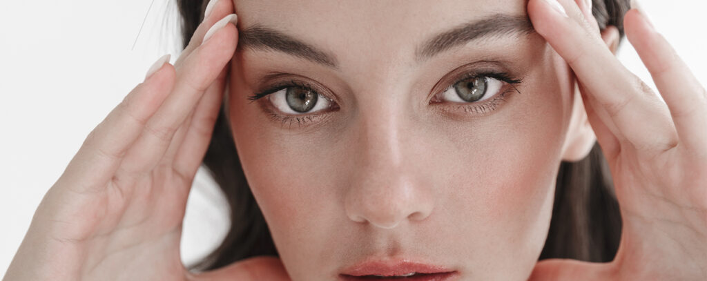 Lifting de Sobrancelhas